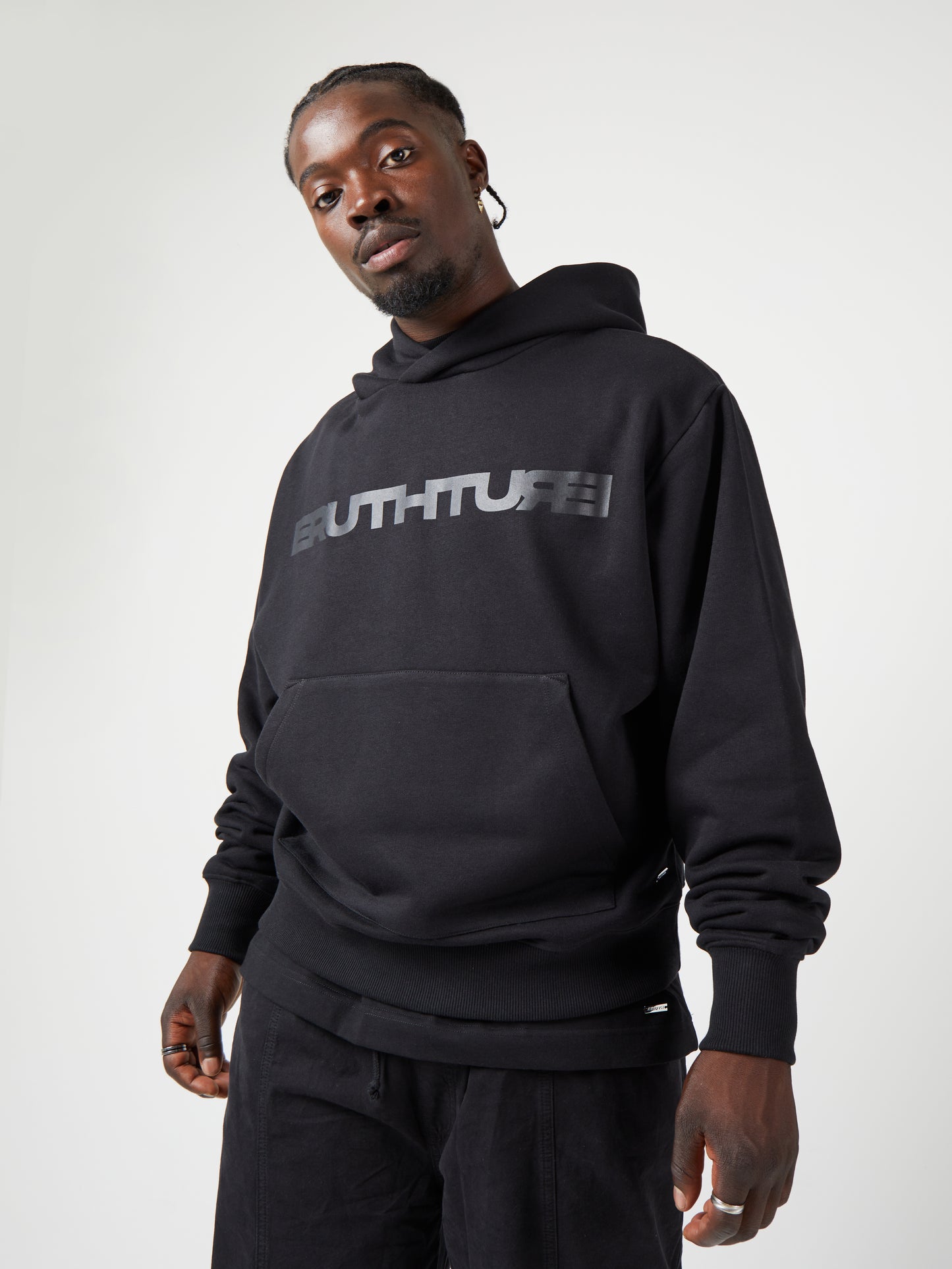 THE HOODIE - BLACK
