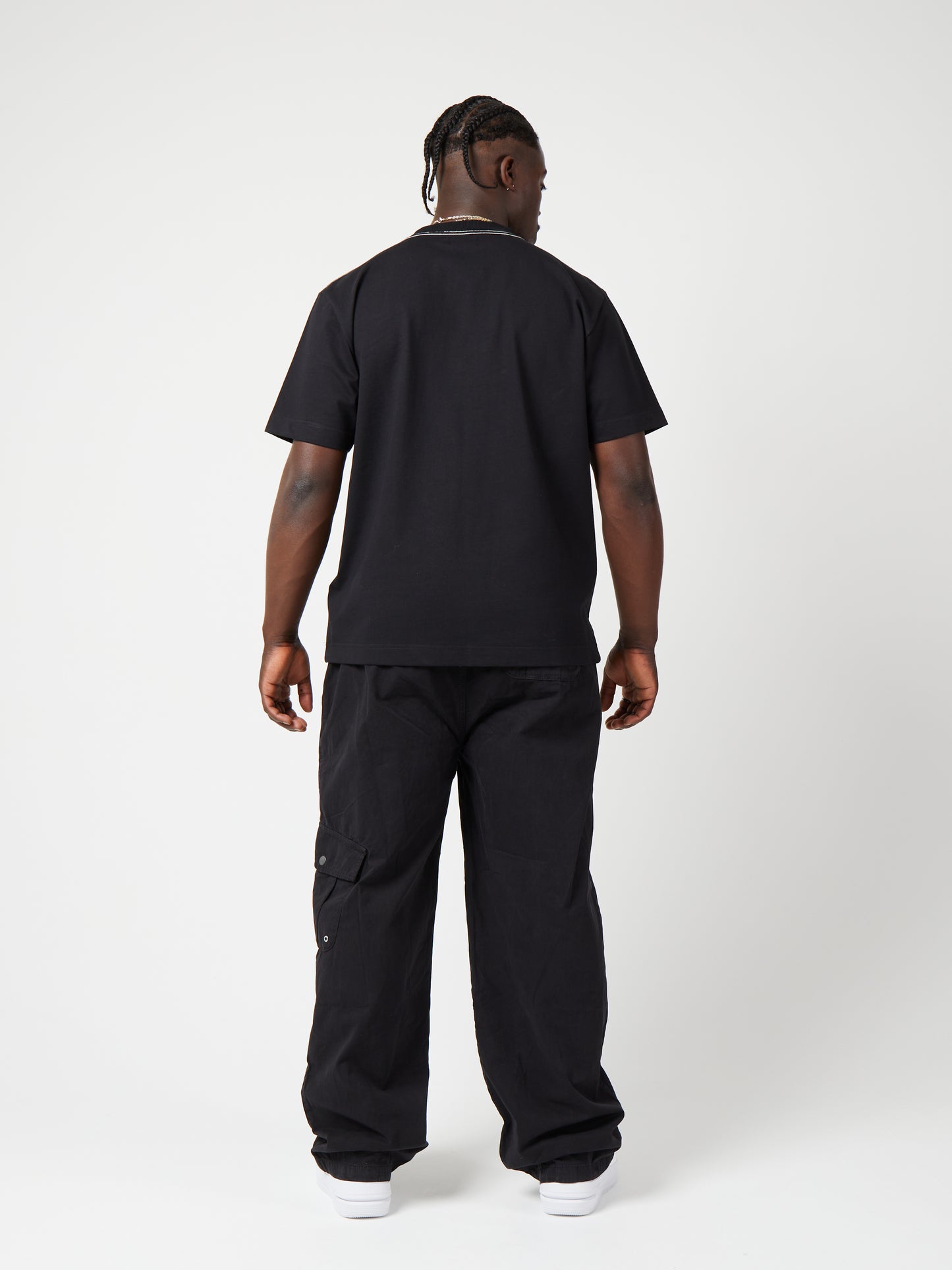 THE TEE - BLACK