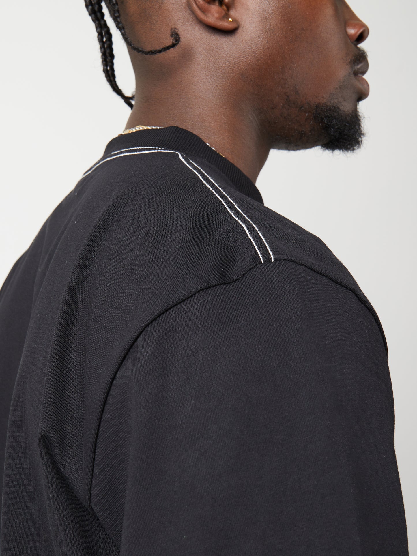 THE TEE - BLACK